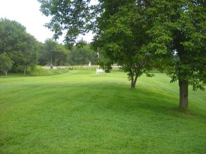 happy at river golf course 048